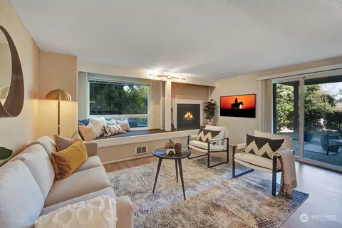 7581 Old Redmond Rd #K-13, Redmond, WA 98052