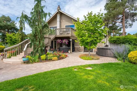 4971 W Viking Rd, Moses Lake, WA 98837
