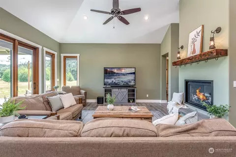 14802 176th St E, Orting, WA 98360 photo 9