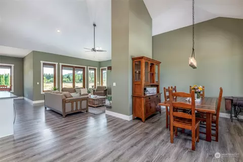 14802 176th St E, Orting, WA 98360 photo 7