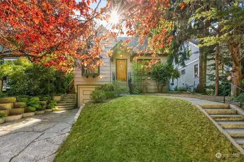 8047 Ashworth Ave N, Seattle, WA 98103