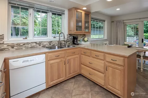 2418 188th Pl SE, Bothell, WA 98012 photo 9