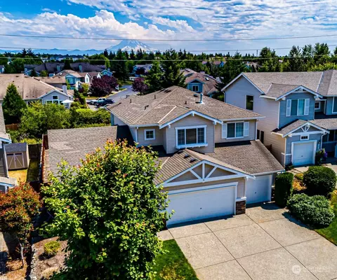 5812 Hazel Ave SE, Auburn, WA 98092