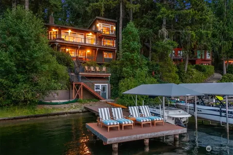 1010 E Mason Lake Dr S, Grapeview, WA 98546
