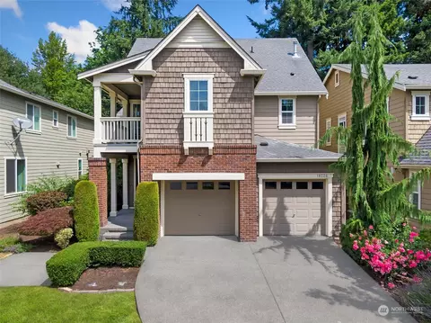 18226 NE 111th St, Redmond, WA 98052