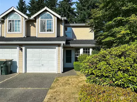 6030 Merlot Ln SE, Lacey, WA 98513