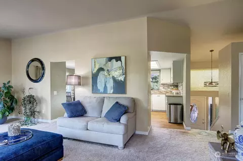 3111 Wave Dr, Everett, WA 98203 photo 5