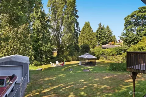 3111 Wave Dr, Everett, WA 98203 photo 2