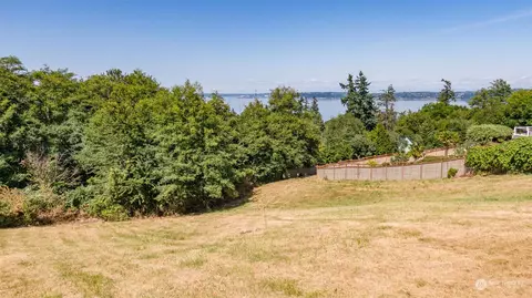 114 Nn 103rd Ave SW, Vashon, WA 98070