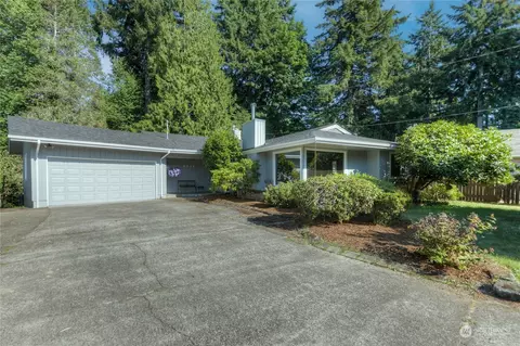 2812 Forest Hill Cir SE, Olympia, WA 98501