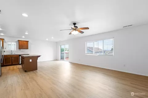 20115 19th Ave E, Spanaway, WA 98387 photo 5