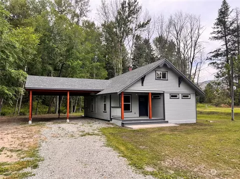 13 Race St, Danville, WA 99121