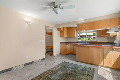 124 E Gibson Ave, Chelan, WA 98816 photo 6