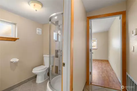 124 E Gibson Ave, Chelan, WA 98816 photo 13