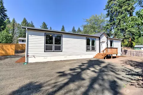 561 SE Crescent Dr, Shelton, WA 98584