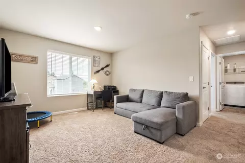 637 Deusen Ln N, Enumclaw, WA 98022 photo 17