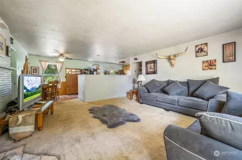 22920 SE 436th St, Enumclaw, WA 98022 photo 5