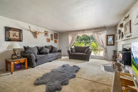 22920 SE 436th St, Enumclaw, WA 98022 photo 4