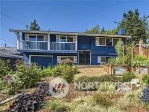 4423 181st Pl SW, Lynnwood, WA 98037