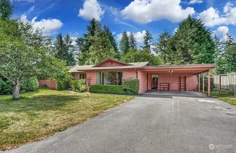 1030 178th St SW, Lynnwood, WA 98037