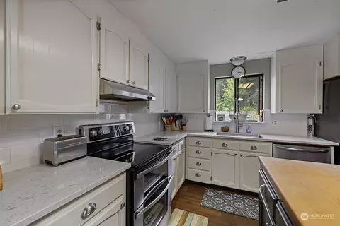 6212 204th St E, Spanaway, WA 98387 photo 9