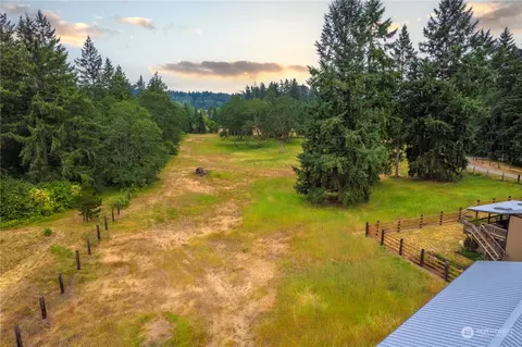 1202 276th St E, Spanaway, WA 98387 photo 2
