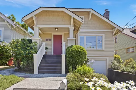 3934 Burke Ave N, Seattle, WA 98103
