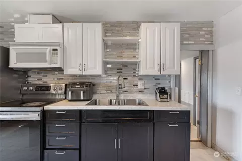 1805 25th St, Everett, WA 98201 photo 2
