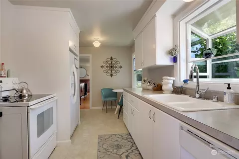 306 Alder Ave, Sumner, WA 98390 photo 9