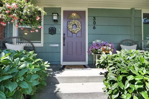 306 Alder Ave, Sumner, WA 98390 photo 2