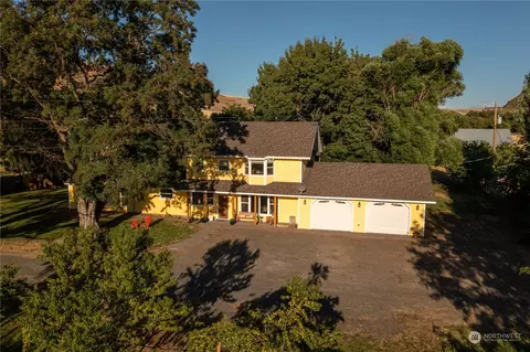 216 Tucannon Rd, Dayton, WA 99328