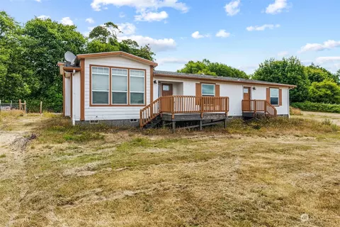 120 Greenwood Rd, Cathlamet, WA 98612