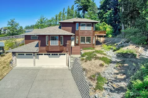 3104 E Alpine Dr, Bellingham, WA 98226