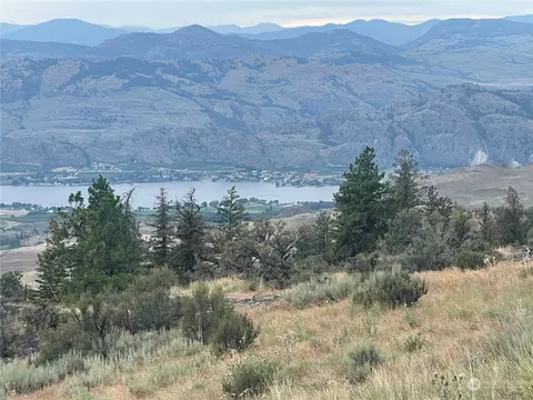 125 Meadowlark Rd, Oroville, WA 98844