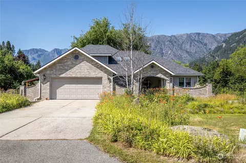 11769 Pear Tree Ct, Leavenworth, WA 98826