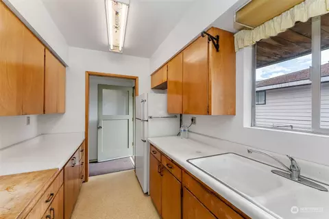 3207 Halverson Ave, Bremerton, WA 98310 photo 12