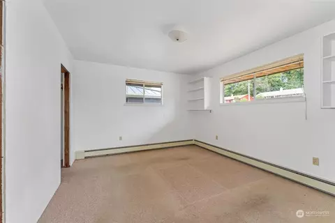 3207 Halverson Ave, Bremerton, WA 98310 photo 18