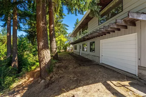 3207 Halverson Ave, Bremerton, WA 98310 photo 3