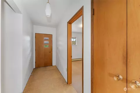 3207 Halverson Ave, Bremerton, WA 98310 photo 6