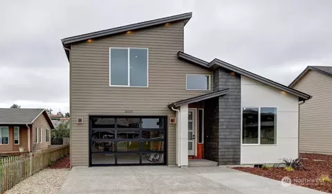 30100 G St, Ocean Park, WA 98640