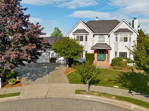 2813 16th St SE, Puyallup, WA 98374