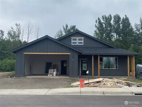 918 Crimson Ct, Nooksack, WA 98276