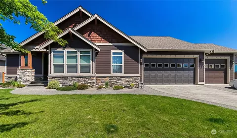 1524 Westview Cir, Lynden, WA 98264