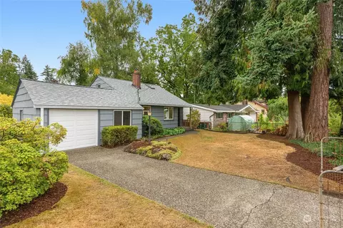 14020 19th Ave NE, Seattle, WA 98125