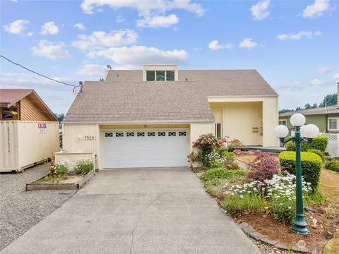 7520 Shorewood Ct SE, Olympia, WA 98503