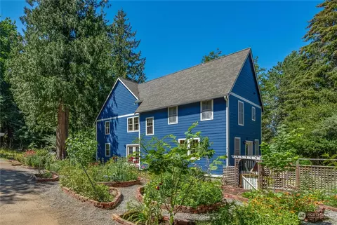 1227 Lakeview St, Bellingham, WA 98229