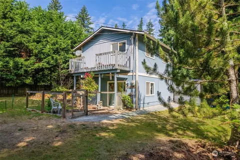 8717 Lindholm St, Stanwood, WA 98292