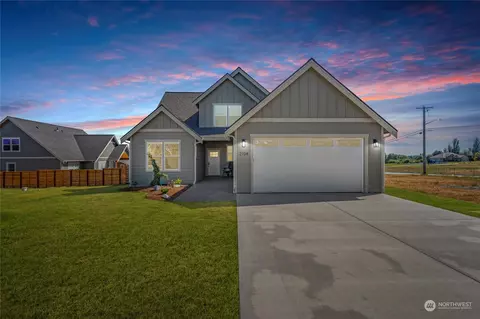 2104 Lagerwey Cir, Lynden, WA 98264