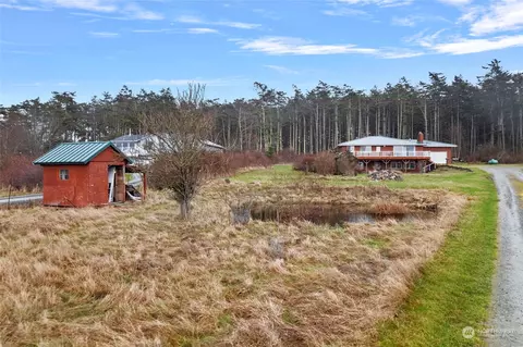 1750 S Smith Island Ln, Oak Harbor, WA 98277