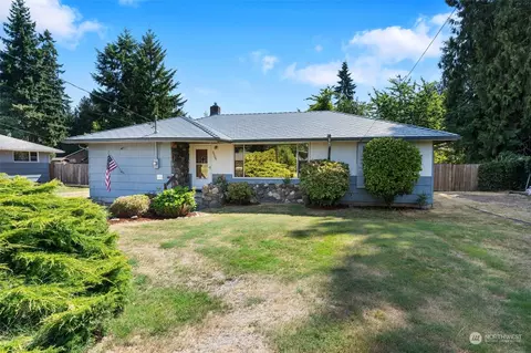 9509 48th Dr NE, Marysville, WA 98270